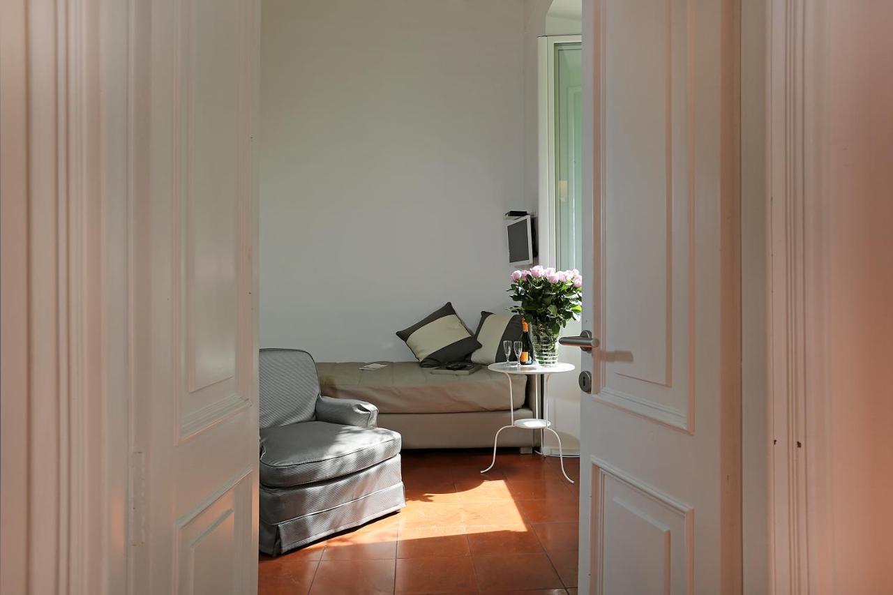 Bed and Breakfast Domus Croce Roma Esterno foto