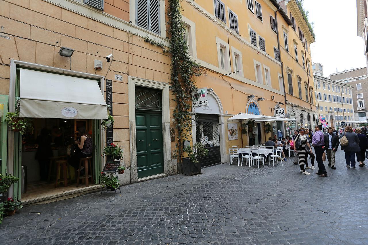 Bed and Breakfast Domus Croce Roma Esterno foto
